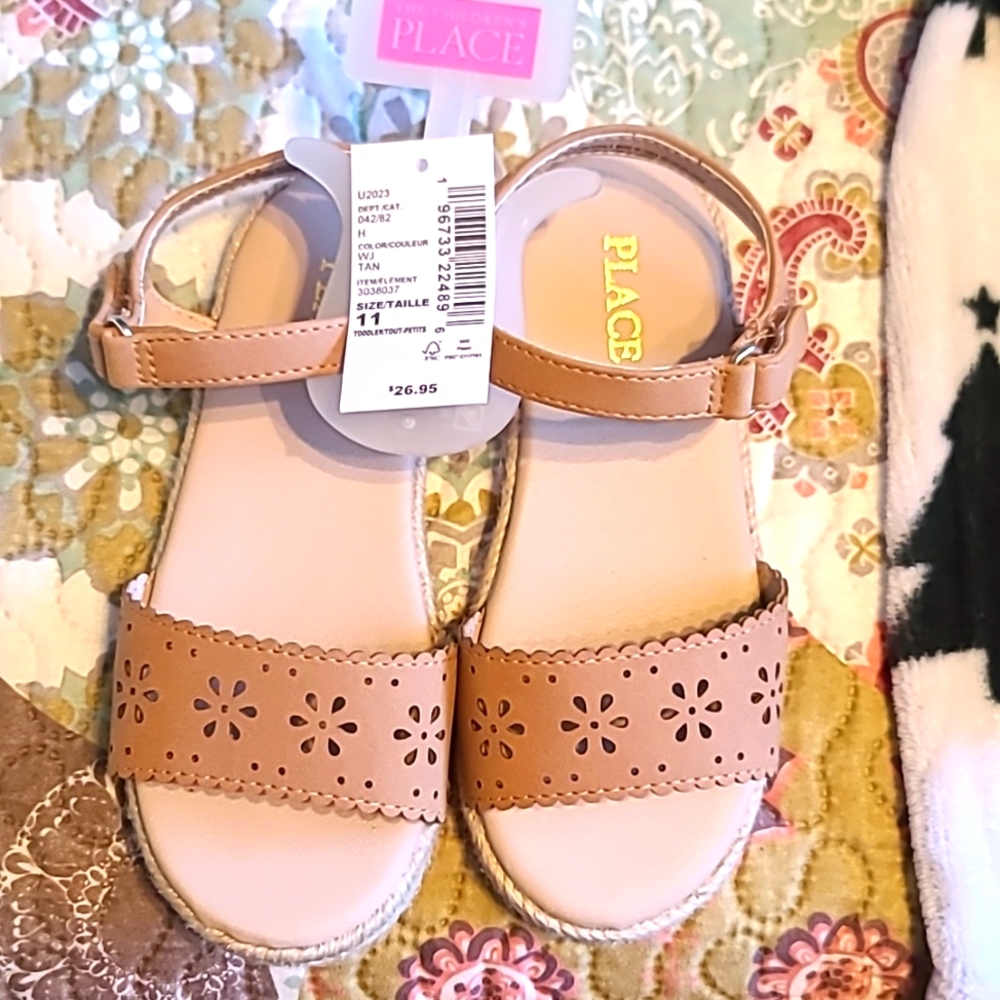Girls sandals